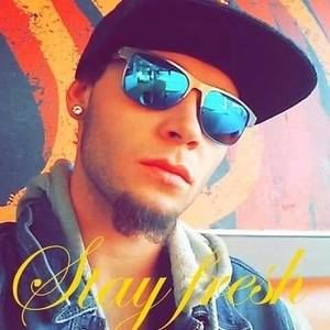 Meet your Posher, Cole man